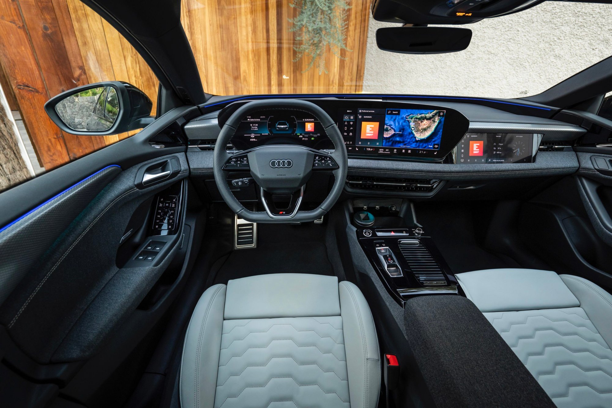 Audi A6 e-tron interni