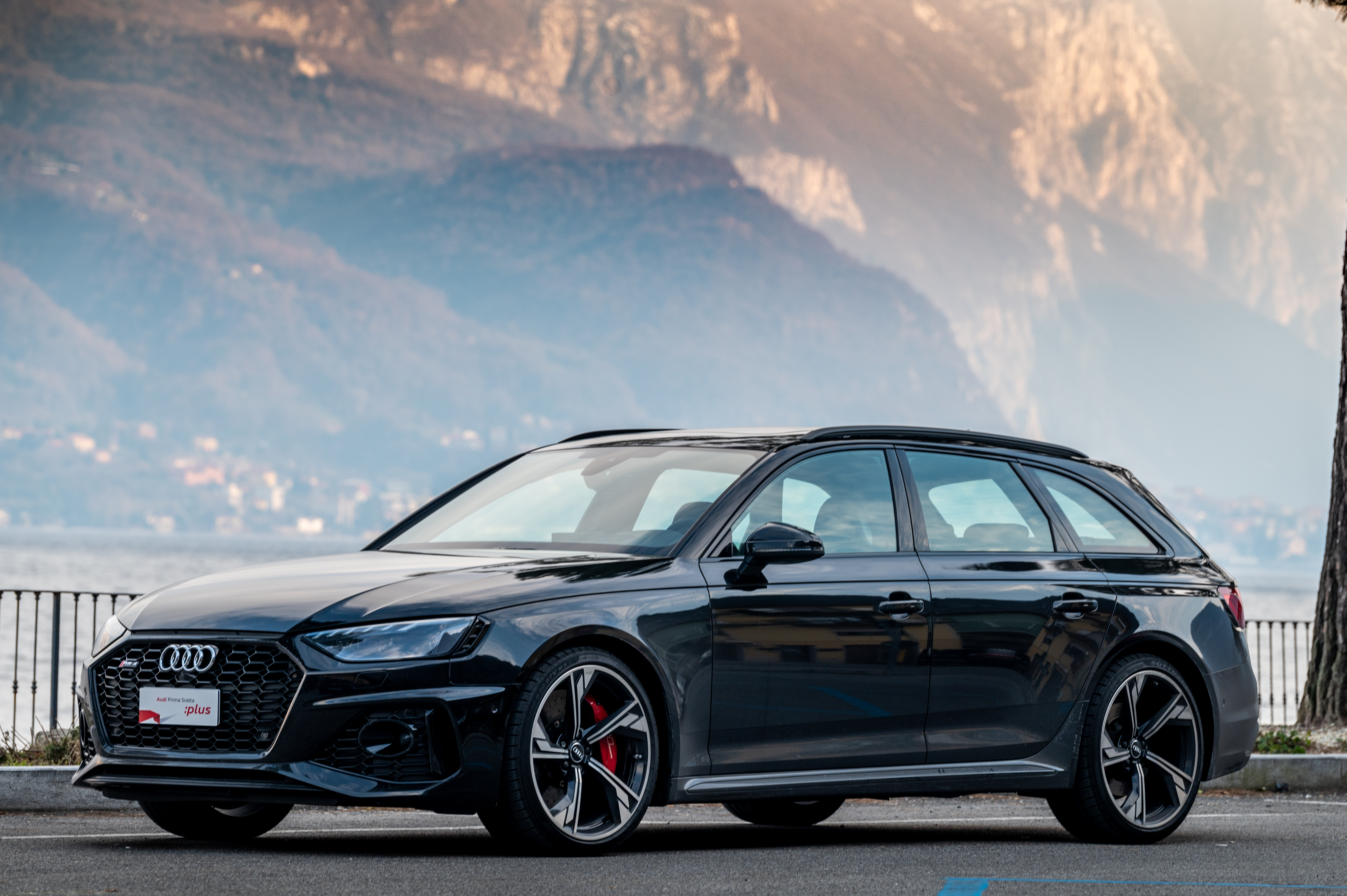 AUDI_RS4_004